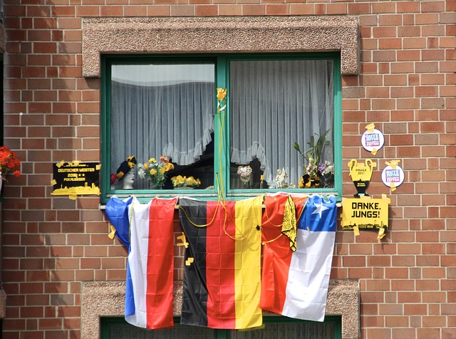 根据爱德华 根据爱德华